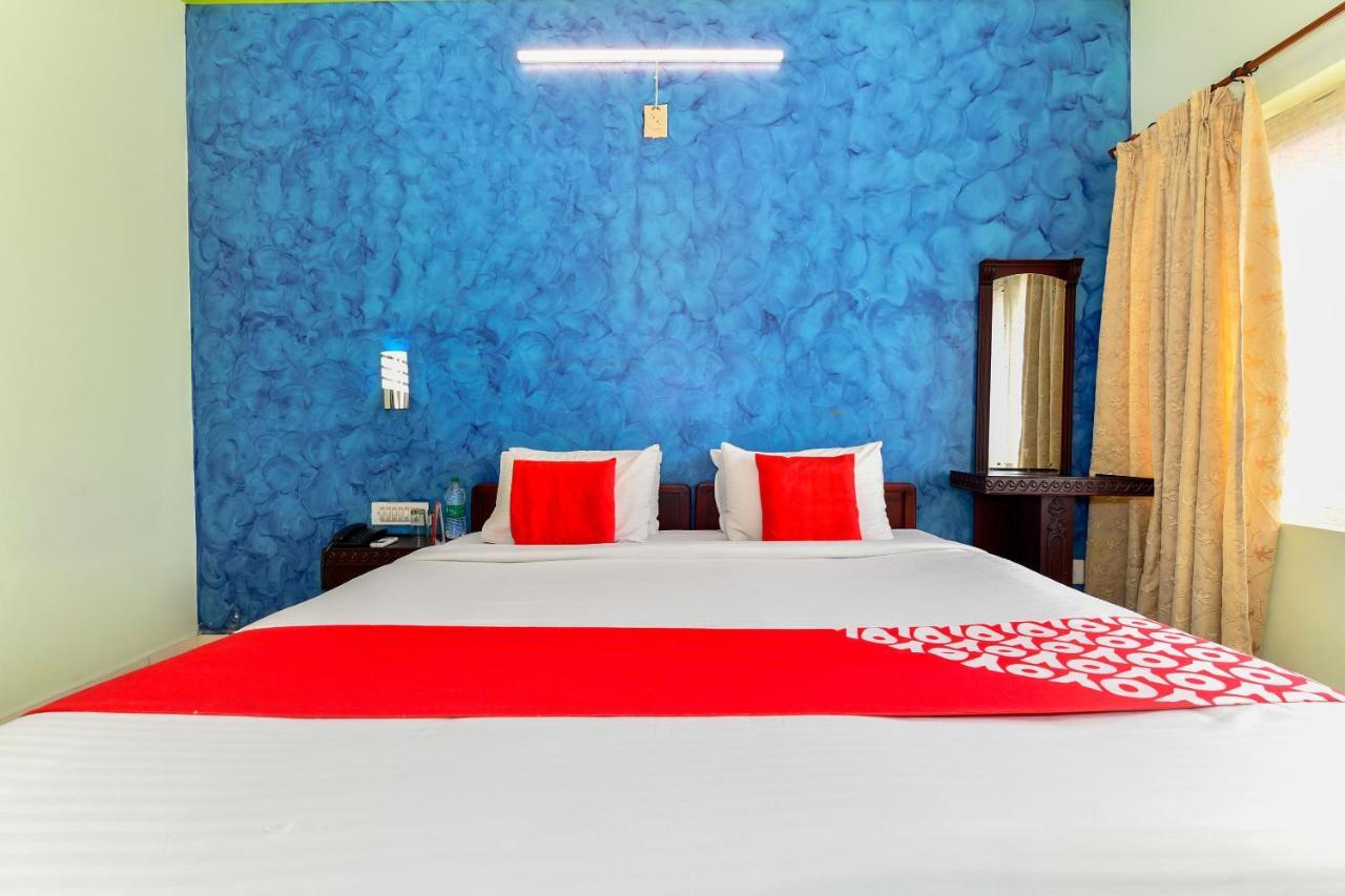 Oyo Flagship 9560 Hotel Bellwether Kochi Exterior foto